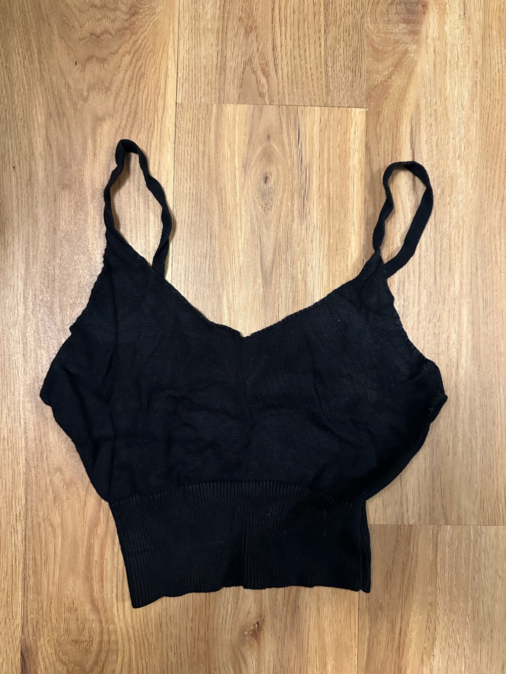 Black Ribbed V-Neck Crop Cami